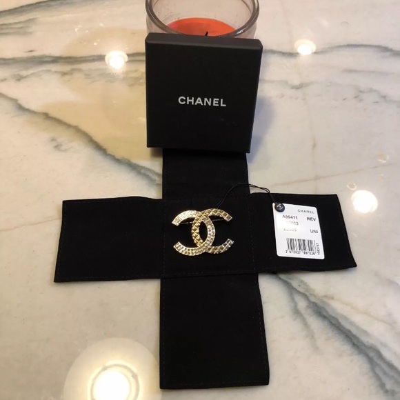 🌟⭐️sold Brand new Chanel crystal large brooch - Picture 2 of 5